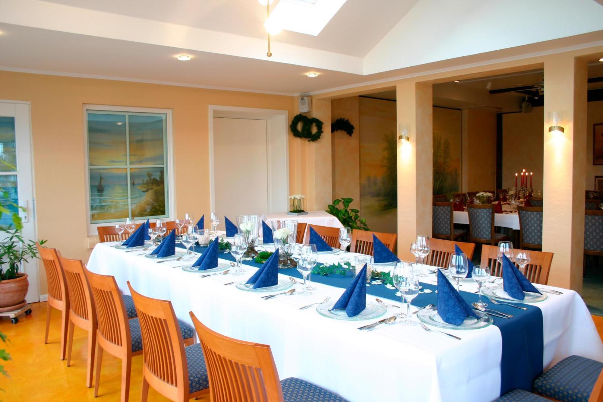 Land-Gut-Hotel Restaurant Kreuz Meyer Stuhr Εξωτερικό φωτογραφία