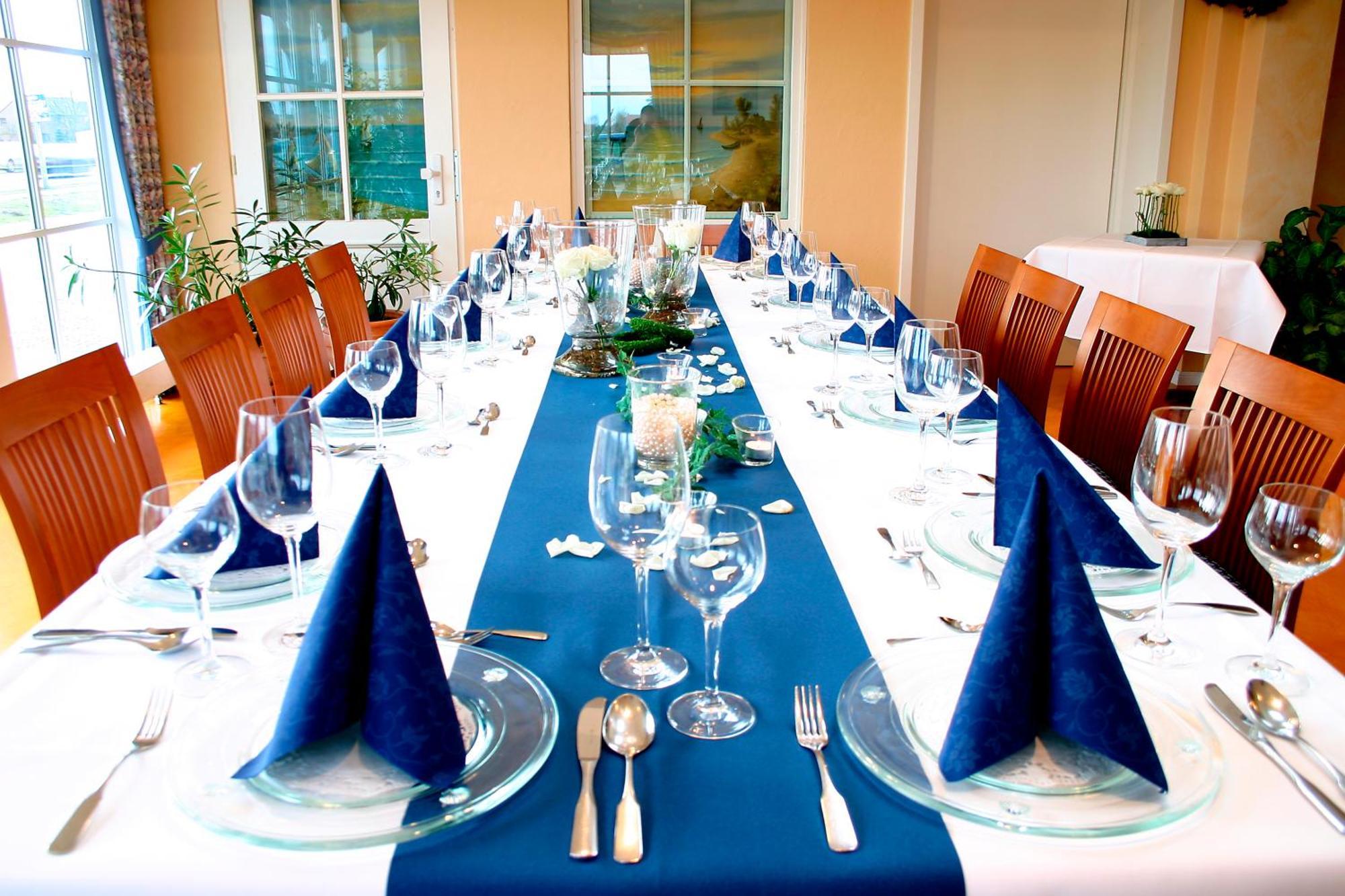 Land-Gut-Hotel Restaurant Kreuz Meyer Stuhr Εξωτερικό φωτογραφία
